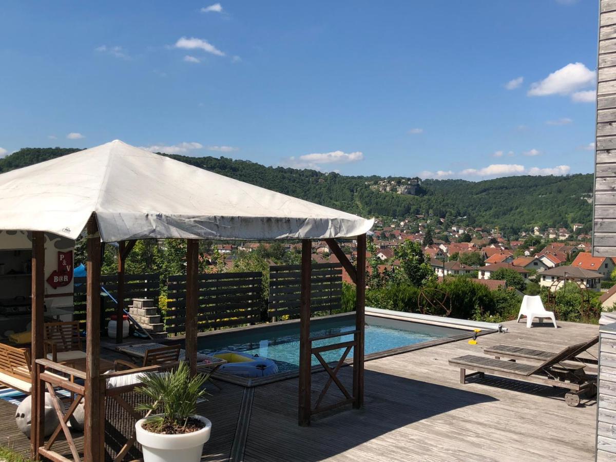 B&B Les Hauts D'오르난스 외부 사진