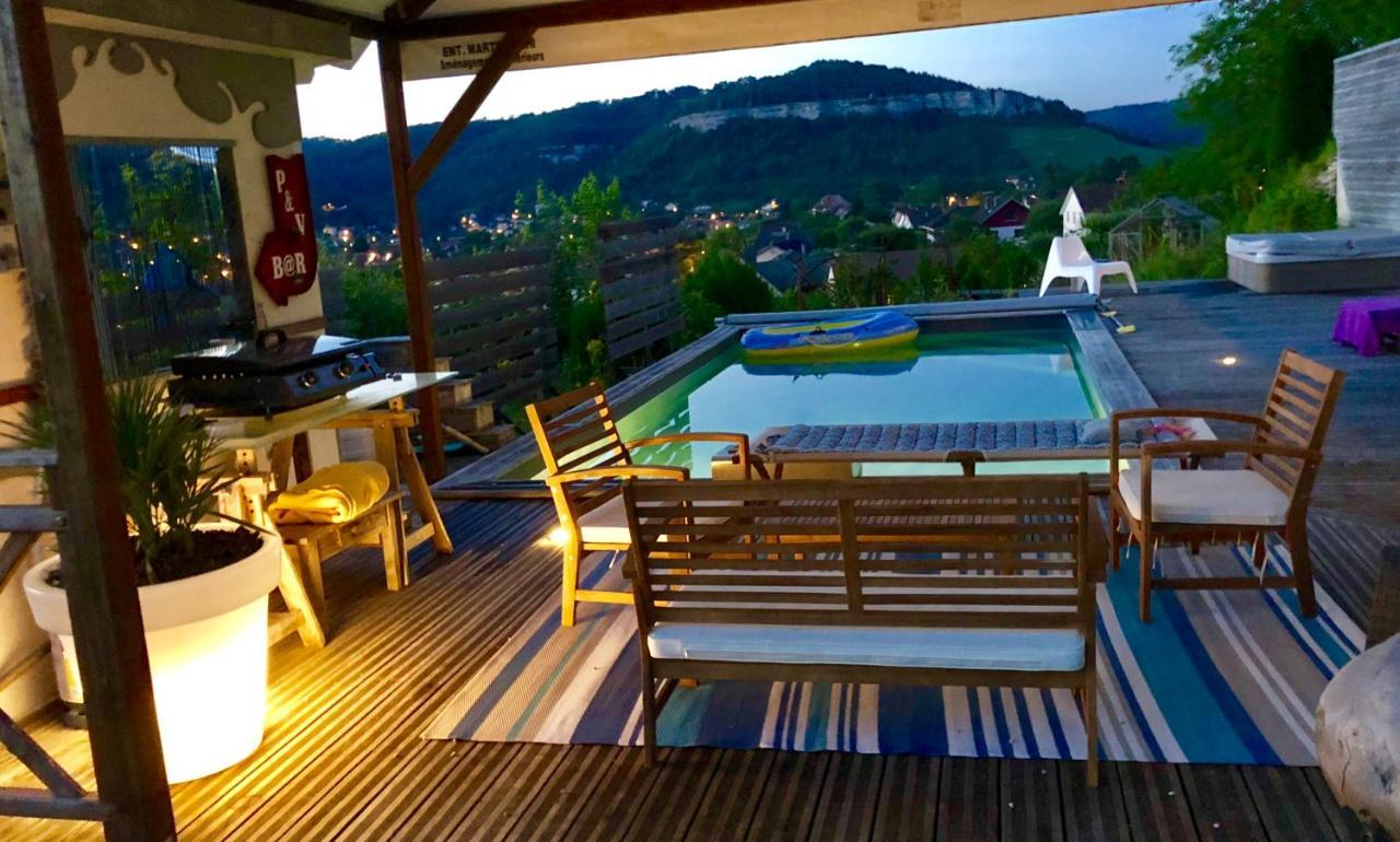 B&B Les Hauts D'오르난스 외부 사진