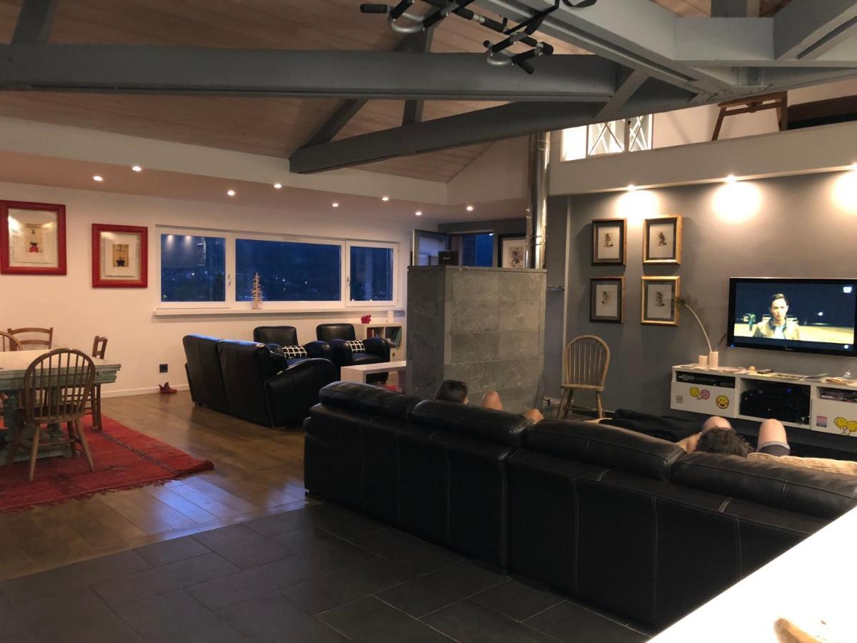 B&B Les Hauts D'오르난스 외부 사진