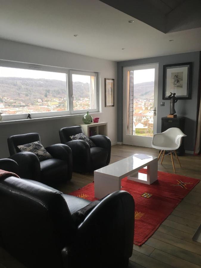 B&B Les Hauts D'오르난스 외부 사진