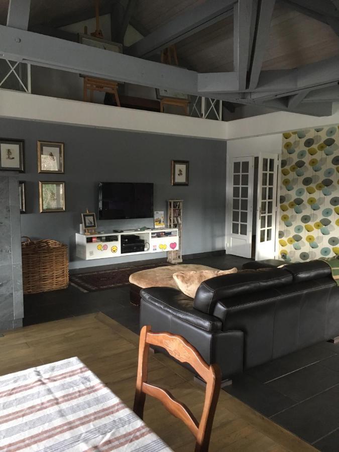 B&B Les Hauts D'오르난스 외부 사진