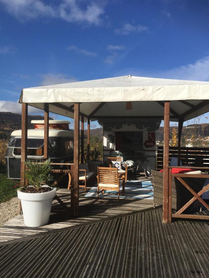 B&B Les Hauts D'오르난스 외부 사진