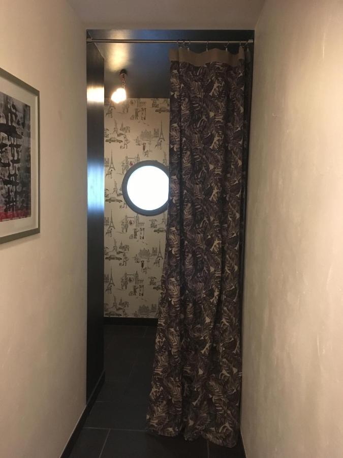 B&B Les Hauts D'오르난스 외부 사진