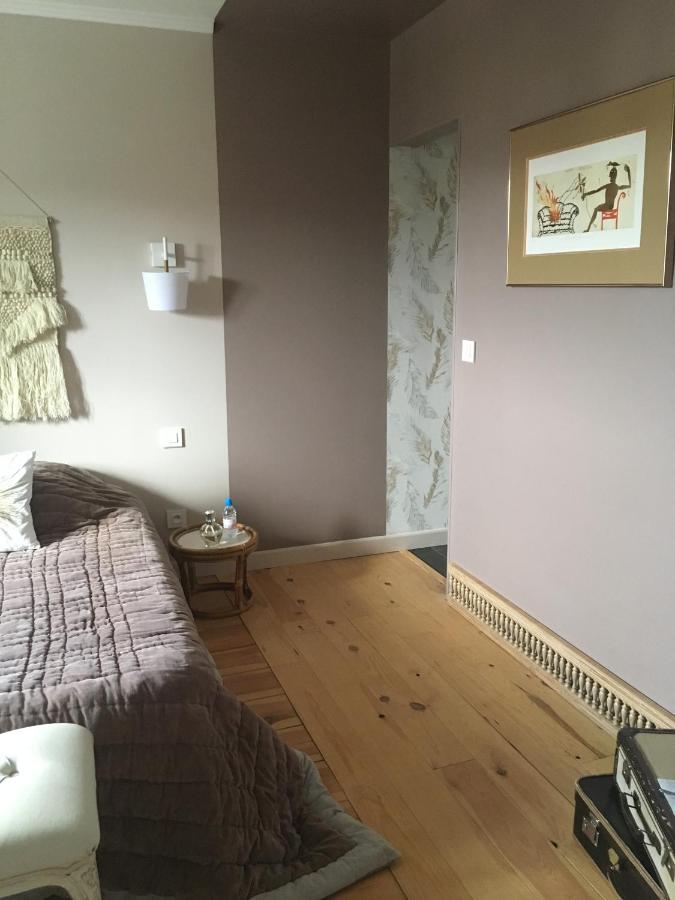 B&B Les Hauts D'오르난스 외부 사진