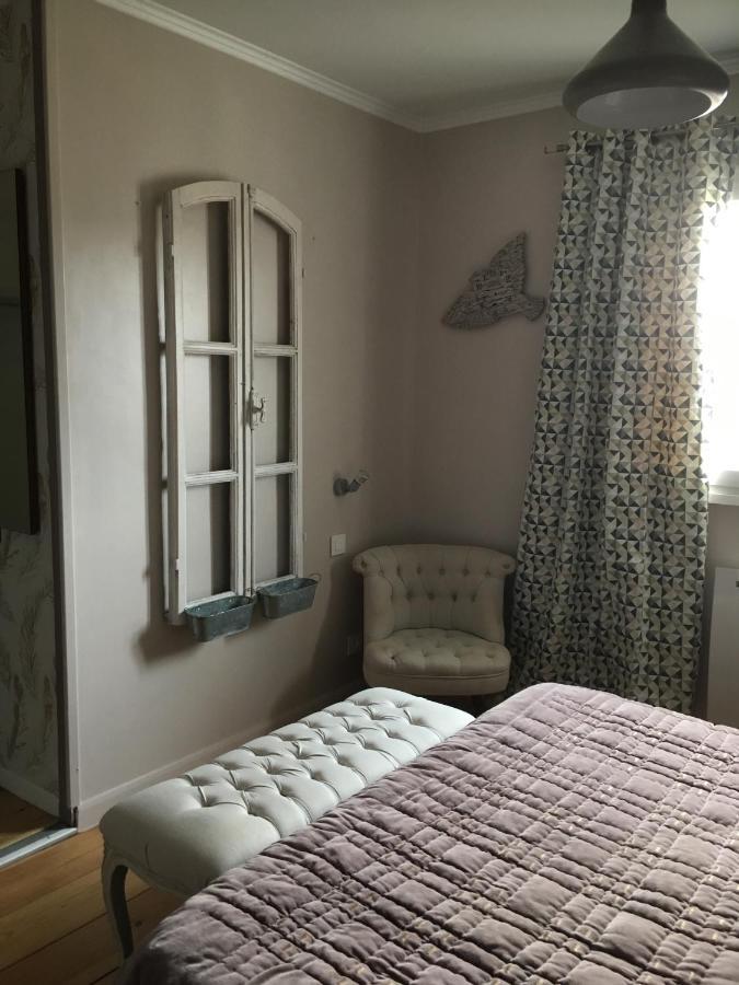 B&B Les Hauts D'오르난스 외부 사진
